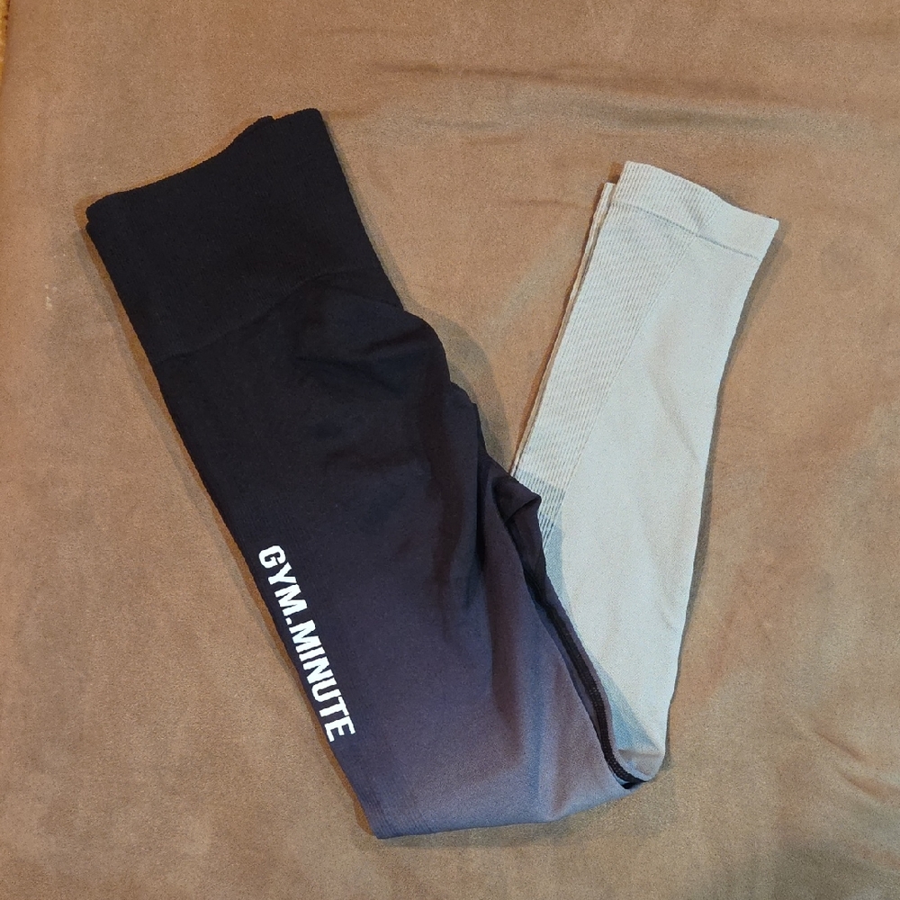 Women's Black and Gray Leggings